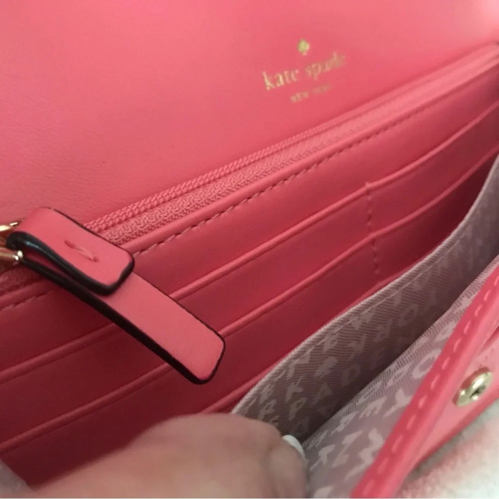 NWOT - Kate Spade Laurel Way Pink Blush Zip Wallet Soft Guava